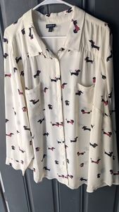 Torrid Madison Dog Print Button Down top Size 4 NWOT sfpf home